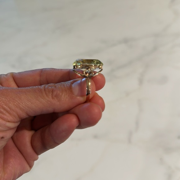 Antique Citrine and Gold Cocktail ring - Picture 3 of 3